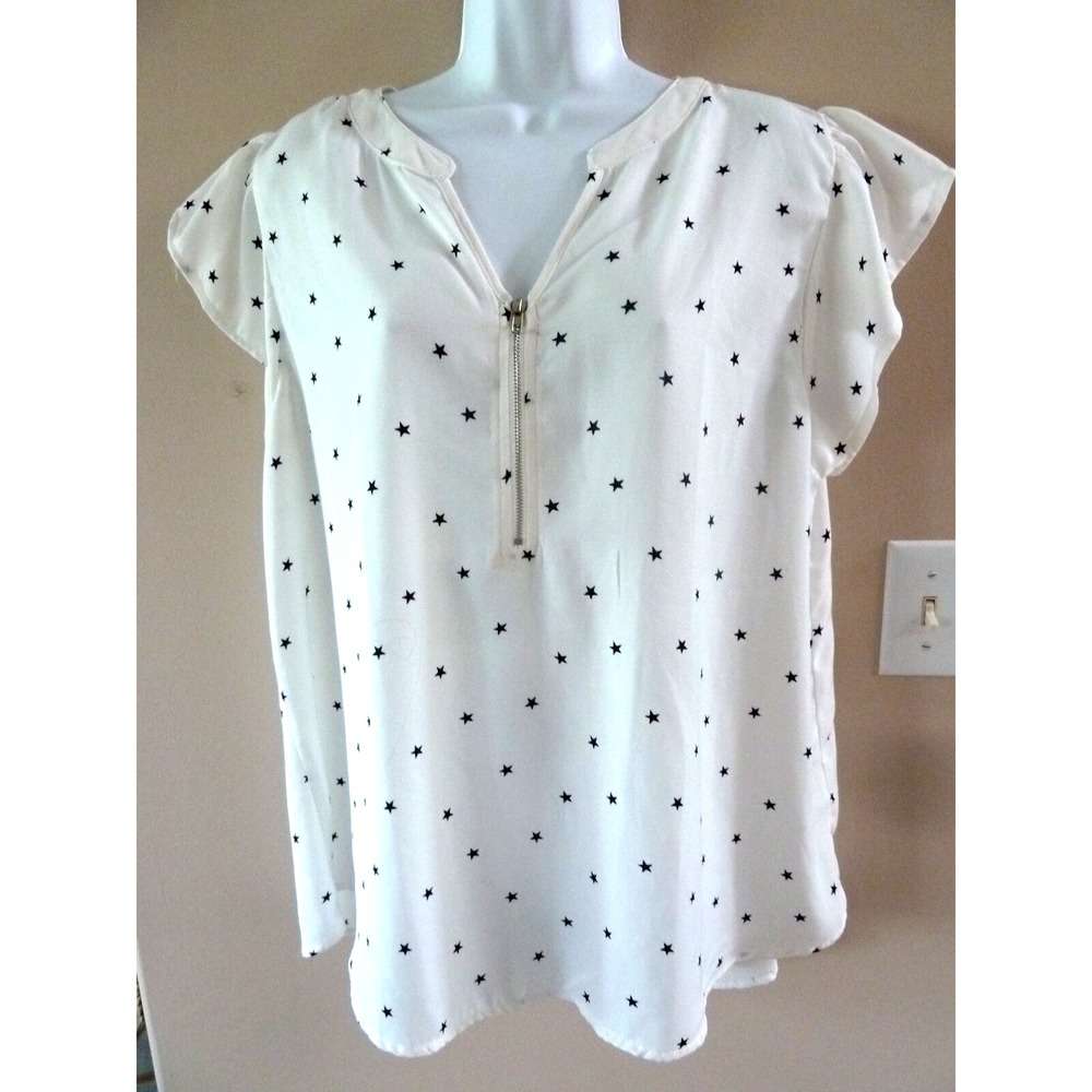 Perch by Blu-Pepper White Black Star Print Ruffle 1/2 Zip Blouse Top 1X PTB2182